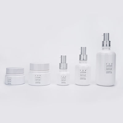 качество  Multifunctional Cosmetic Plastic Bottles With Pump Matte / Shiny Finish завод