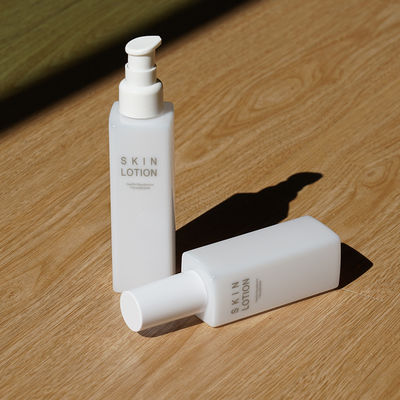 Аттестация бутылки 50ml 60ml 100ml 150ml QS лосьона квадрата личной заботы
